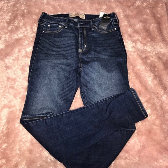 Hollister Pants - Hollister high-rise skinny jeans, new with tags